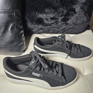 Puma Black & White